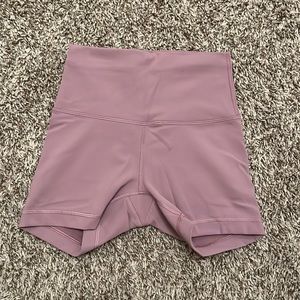 Lululemon Wunder Train Shorts
